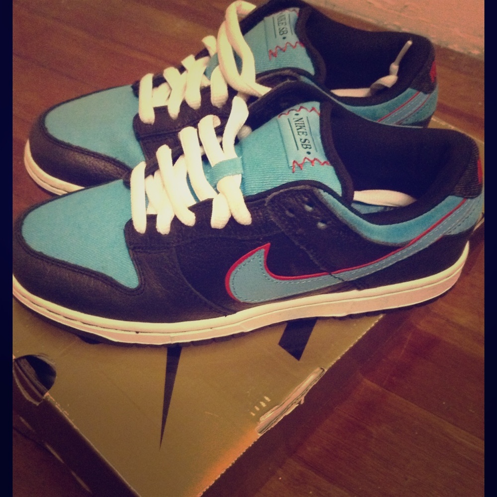 Nike SB Dunk Low Premium "Angel & Demons"